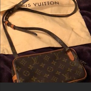 LV purse